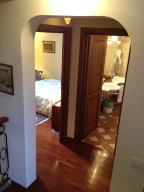 Villino Giulia I Panieri Apartment Florence
